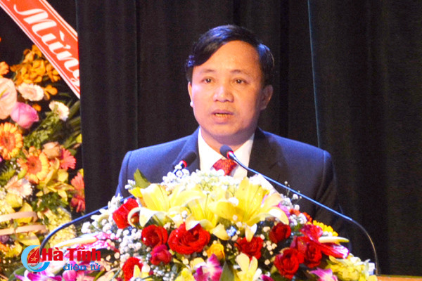 nguyen bi thu huyen uy ky anh giu chuc chu tich ldld tinh ha tinh