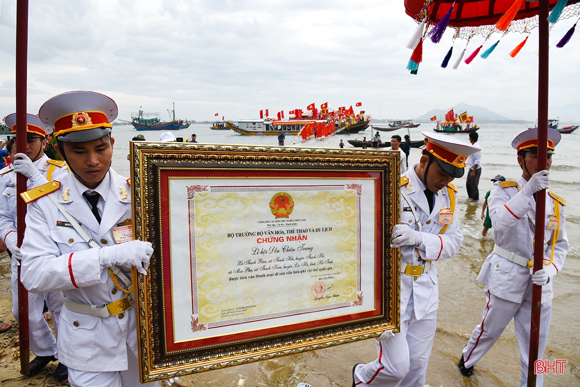 Lễ hội đền Chiêu Trưng - linh thiêng và rực rỡ!