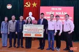 Hiệp hội Thương mại Đài Loan trao quà hỗ trợ Hà Tĩnh khắc phục hậu quả thiên tai