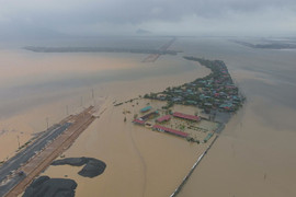 Đảm bảo an toàn cho người dân vùng ngập lụt