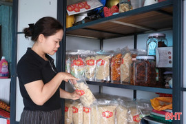 Hương vị “bếp nhà làm” lan tỏa thị trường Tết