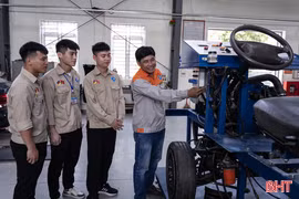 Chọn ngành, chọn nghề: Theo xu hướng hay theo năng lực?