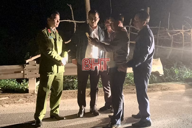 Hà Tĩnh: Triệt xóa đường dây vận chuyển 12kg ketamine, 5.600 viên hồng phiến, bắt 5 đối tượng