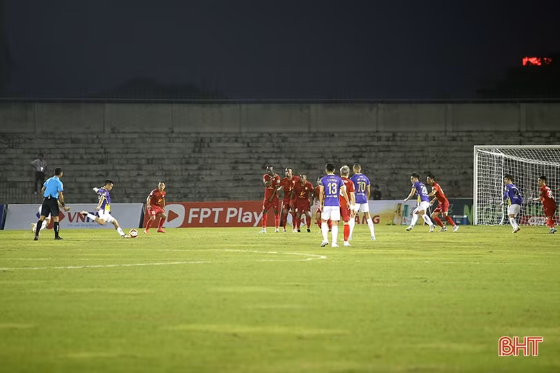 “Rượt đuổi” không thành, Hồng Lĩnh Hà Tĩnh trắng tay trước Hà Nội