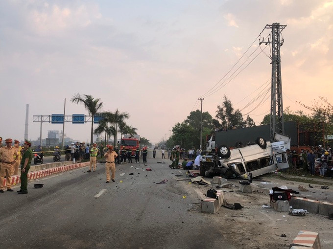 Tai nạn kinh hoàng ở Quảng Nam, 8 người tử vong - 3 Tai nạn nghiêm trọng ở Quảng Nam, 8 người tử vong