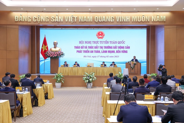 Thủ tướng: Giá cả bất động sản phải là động lực thúc đẩy sự phát triển, chứ không triệt tiêu sự phát triển - Ảnh 3. Thủ tướng: Giá cả bất động sản phải là động lực thúc đẩy sự phát triển