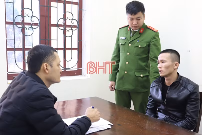 Hà Tĩnh: Triệt xóa đường dây vận chuyển 12kg ketamine, 5.600 viên hồng phiến, bắt 5 đối tượng