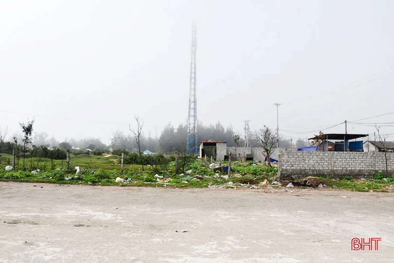 Hơn 8 năm hoạt động, cụm công nghiệp ở Lộc Hà vẫn thiếu... cổng, hàng rào!