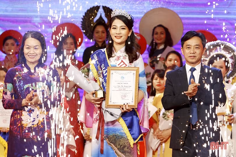 Phát động cuộc thi “Áo dài với quê hương Hà Tĩnh” 