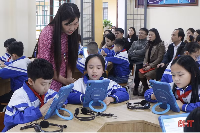 Ra mắt mô hình thí điểm lớp học thông minh đầu tiên ở TP Hà Tĩnh