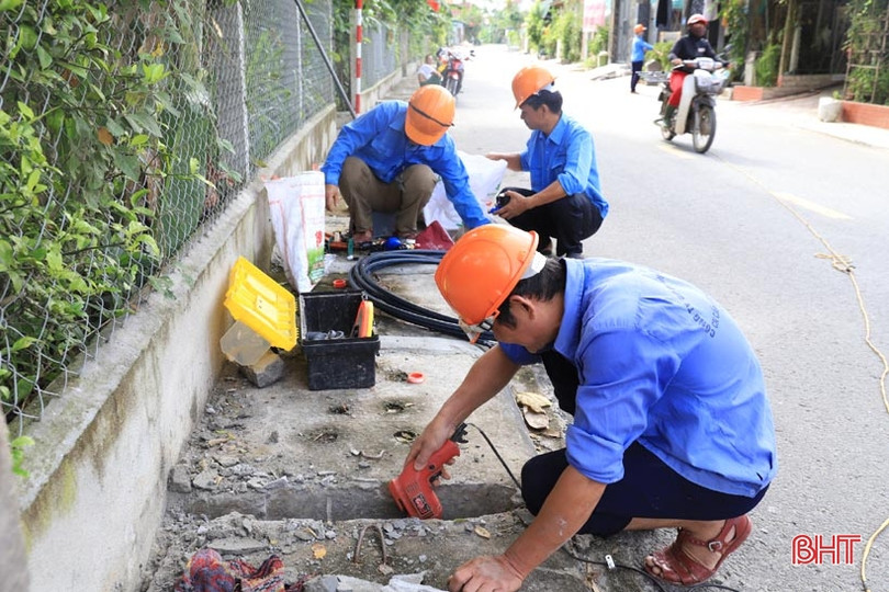 Mở rộng mạng lưới, đưa nước sạch đến với người dân miền núi Hà Tĩnh