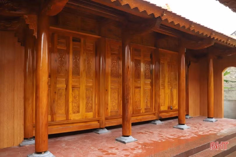 Rời phố về quê, U40 nổi danh với nghề mộc gia truyền