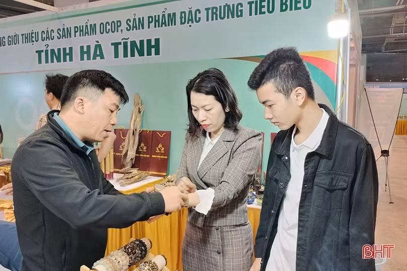Hà Tĩnh trưng bày hơn 50 sản phẩm tiêu biểu tại Quảng Ninh