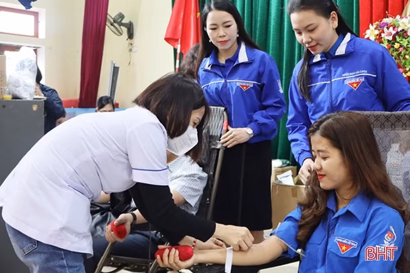 Cẩm Xuyên thu về 355 đơn vị máu trong ngày hội hiến máu tình nguyện