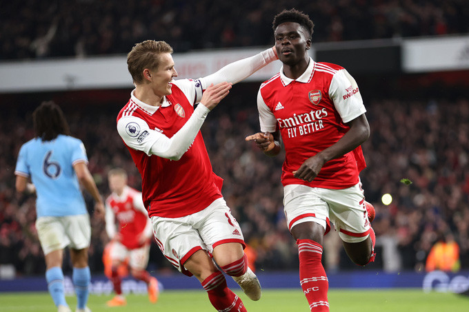 3 lý do chính đằng sau sự lao dốc của Arsenal