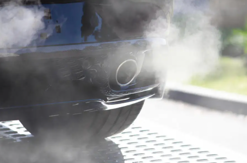 Châu Âu sắp cấm sản xuất ô tô chạy bằng xăng, dầu diesel