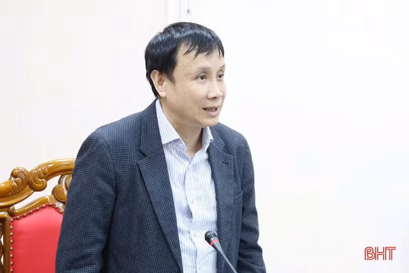 Bệnh viện Trung ương Huế tiếp tục hỗ trợ đào tạo nhân lực, chuyển giao kỹ thuật cho Hà Tĩnh