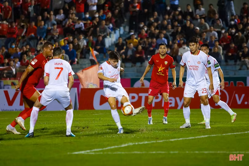 Hồng Lĩnh Hà Tĩnh khởi đầu mùa giải 2023 đầy ấn tượng