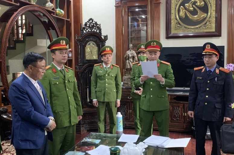 Bắt giam nguyên Phó Chủ tịch tỉnh và nguyên Giám đốc Sở TN&MT Hà Nam