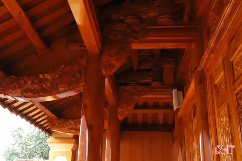 Rời phố về quê, U40 nổi danh với nghề mộc gia truyền