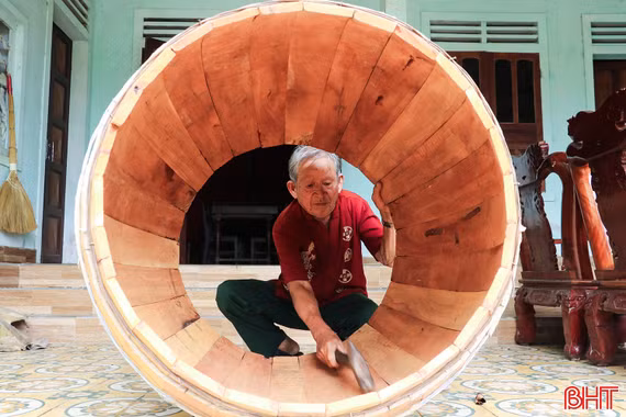 Những đôi tay giữ hồn nghề truyền thống
