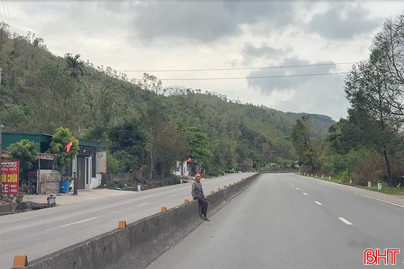 Băng tắt qua đường - nhanh trước mắt, chậm cả đời