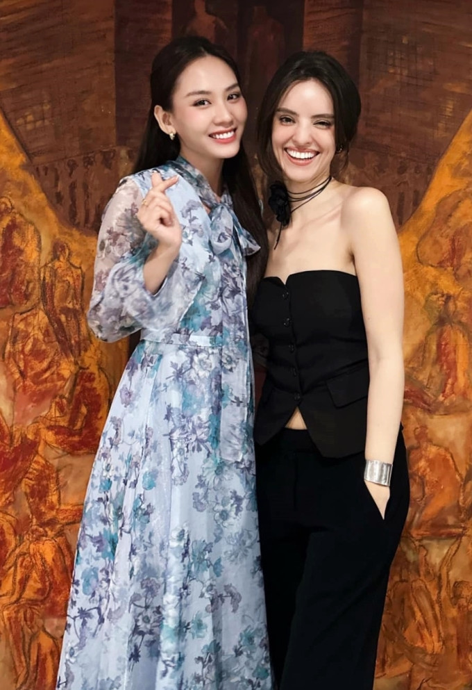 Phong cách thanh lịch của Mai Phương ở chặng đầu Miss World