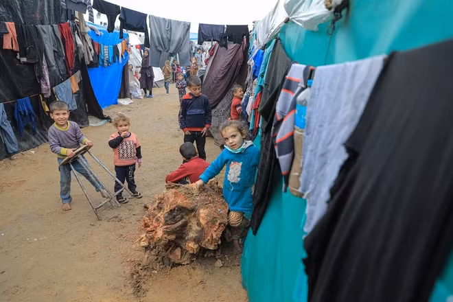 Xung đột Hamas - Israel: Nền kinh tế tại Dải Gaza “lao dốc” hơn 80%