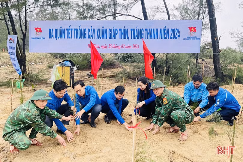 Tuổi trẻ Hà Tĩnh đồng loạt ra quân hưởng ứng Tháng Thanh niên 2024