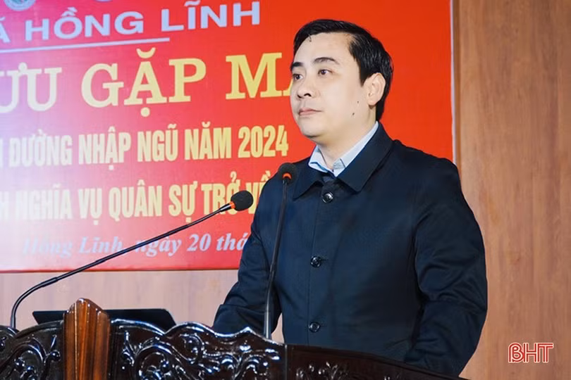 Ấm áp chương trình giao lưu, gặp mặt thanh niên lên đường nhập ngũ