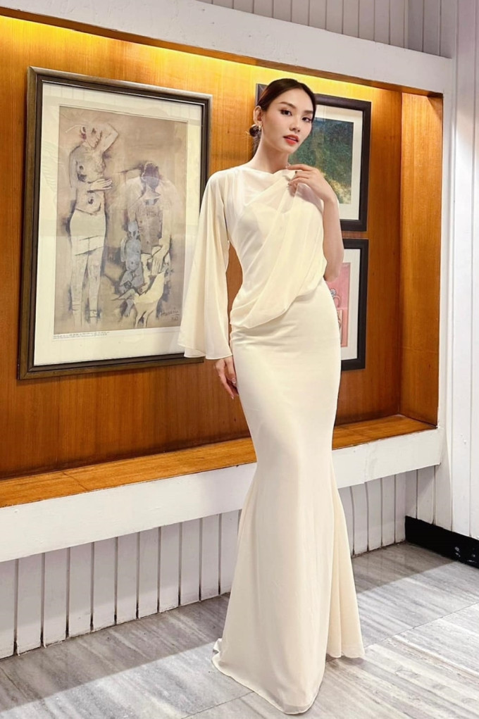 Phong cách thanh lịch của Mai Phương ở chặng đầu Miss World