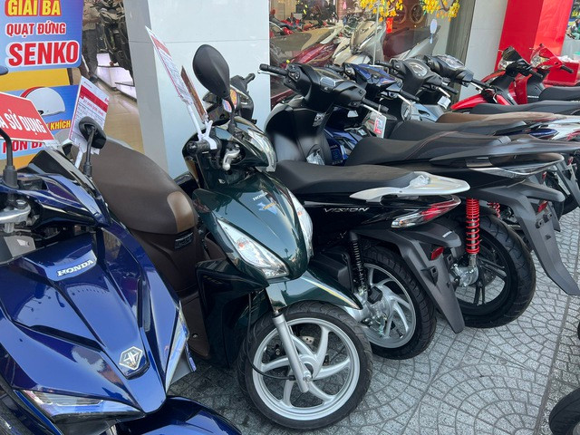 Sau tết, giá xe máy quay đầu giảm