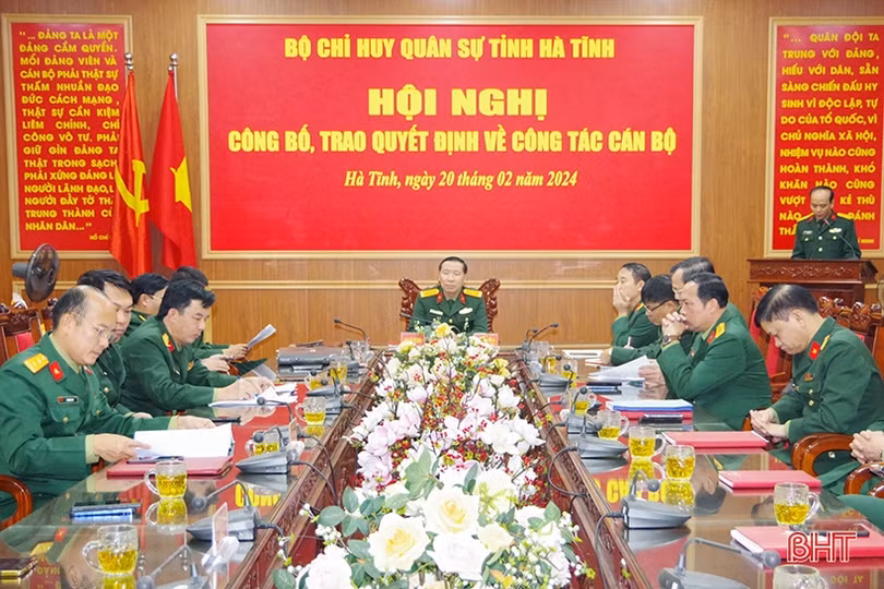 Bộ CHQS tỉnh Hà Tĩnh công bố các quyết định về công tác cán bộ