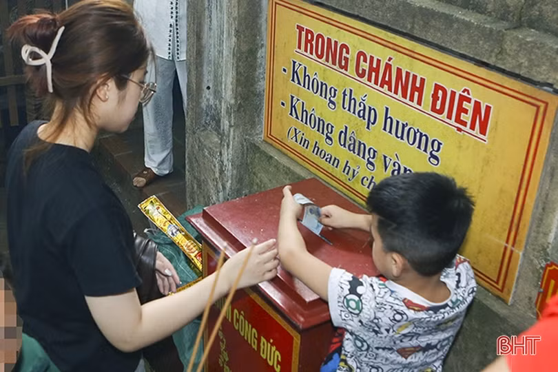 Công đức đúng nghĩa