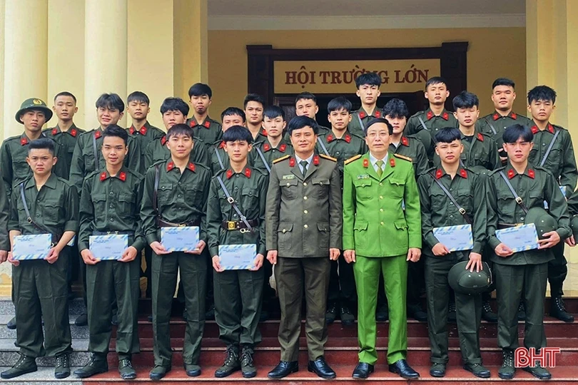 Thanh niên Hà Tĩnh sẵn sàng lên đường thực hiện nghĩa vụ CAND