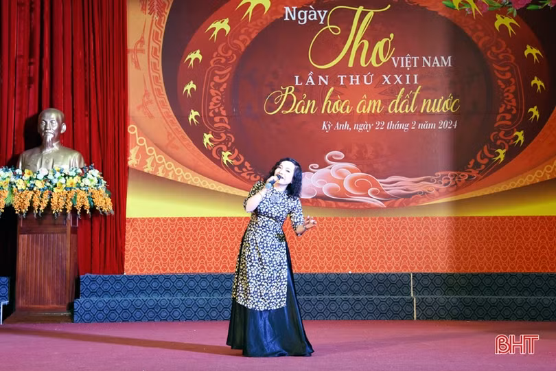 Hà Tĩnh tổ chức Ngày thơ Việt Nam lần thứ 22