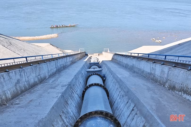 Thủy lợi Nỏng Bốc - mát đồng ruộng, vun đắp tình hữu nghị Việt - Lào