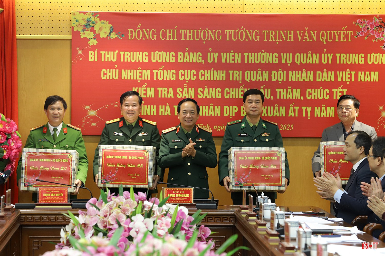 bqbht_br_thuong-tuong-trinh-van-quyet-7ab.jpg