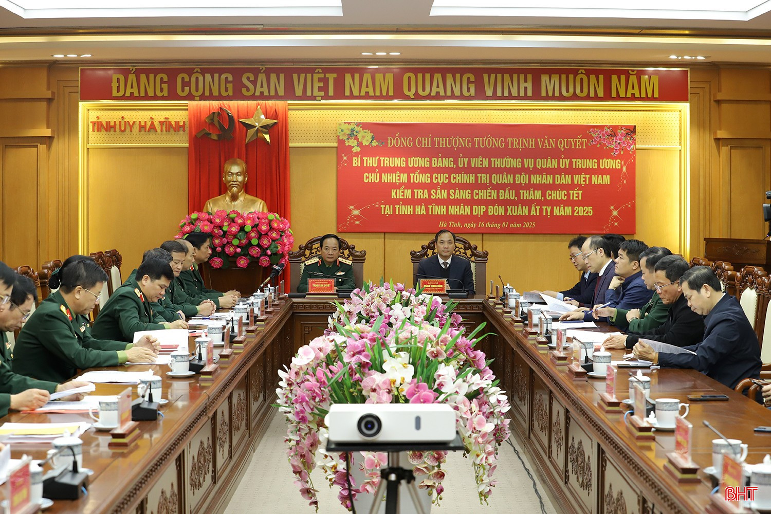 bqbht_br_thuong-tuong-trinh-van-quyet-8.jpg
