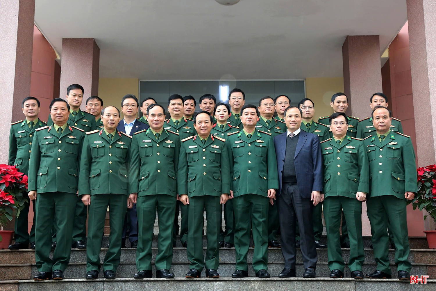 bqbht_br_thuong-tuong-trinh-van-quyet-55ban.jpg