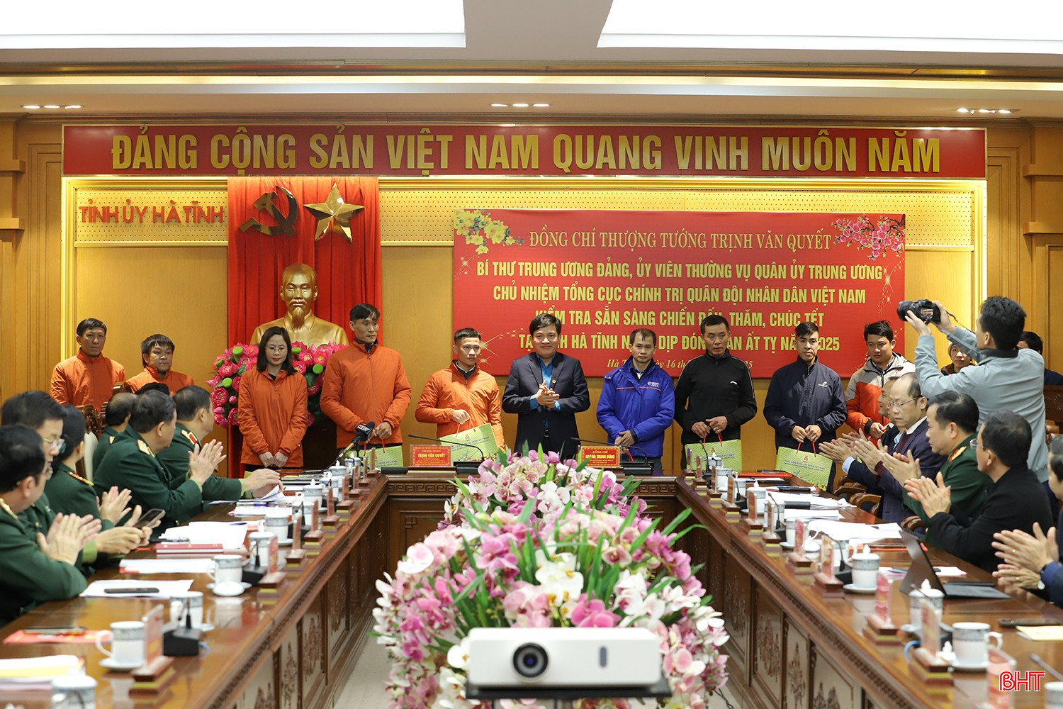 bqbht_br_thuong-tuong-trinh-van-quyet-3a.jpg