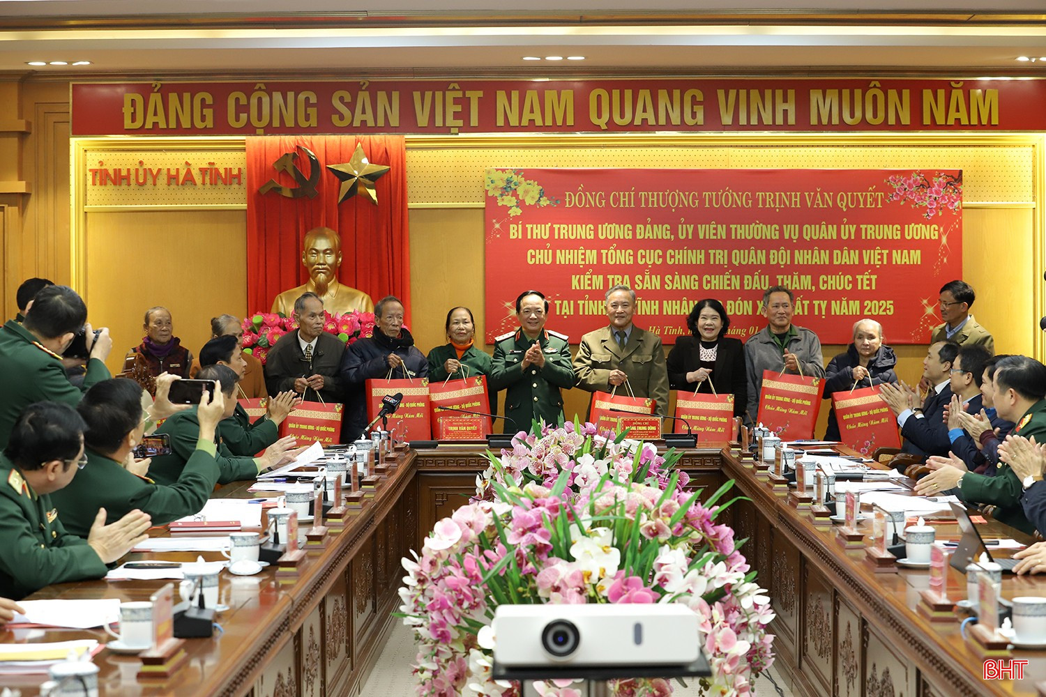 bqbht_br_thuong-tuong-trinh-van-quyet-7.jpg
