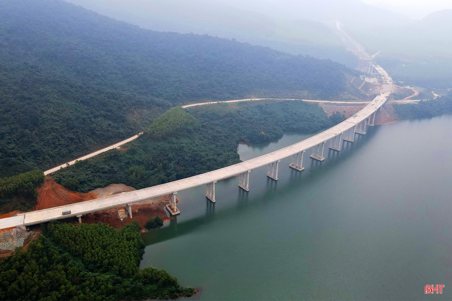 bqbht_br_cau-ho-kim-son-1.jpg