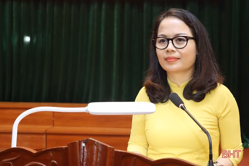 Cẩm Xuyên gặp mặt, đối thoại bí thư chi bộ, thôn trưởng, tổ trưởng dân phố