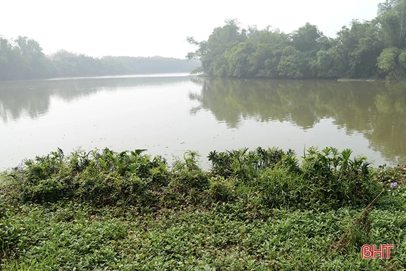 Thản nhiên xâm lấn hồ Bàu Mối ở Đức Thọ