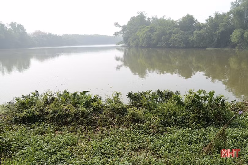 Thản nhiên xâm lấn hồ Bàu Mối ở Đức Thọ