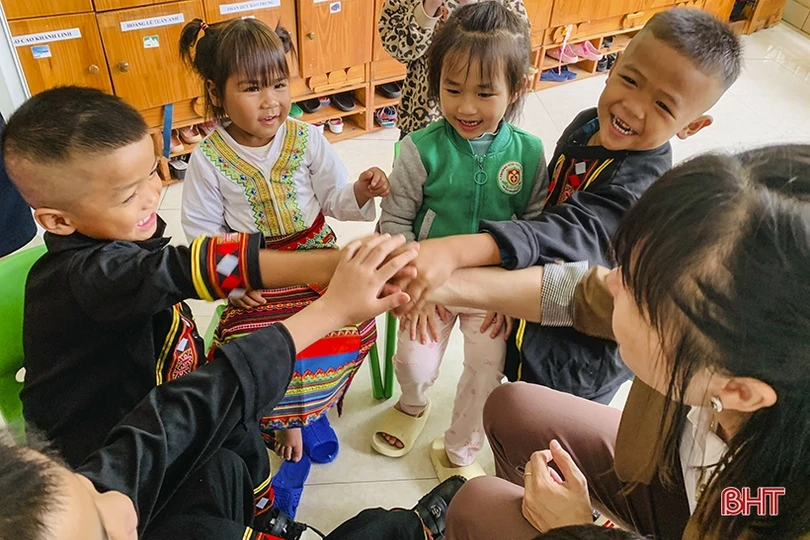 Hệ thống Trường Mầm non Trí Đức và hành trình gắn kết với trẻ em dân tộc Chứt