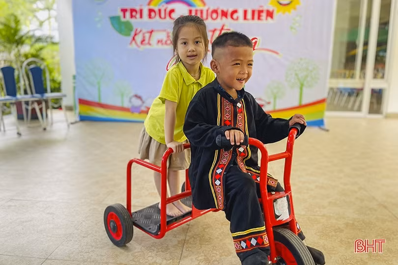 Hệ thống Trường Mầm non Trí Đức và hành trình gắn kết với trẻ em dân tộc Chứt