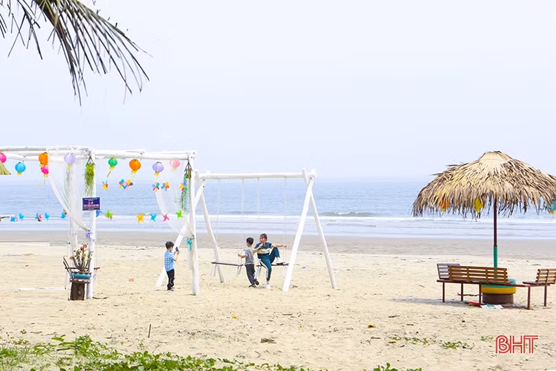 Biển Hà Tĩnh gọi mời du khách