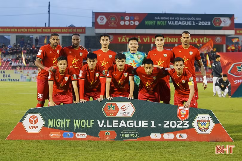 Hồng Lĩnh Hà Tĩnh mất phong độ sau quãng nghỉ dài